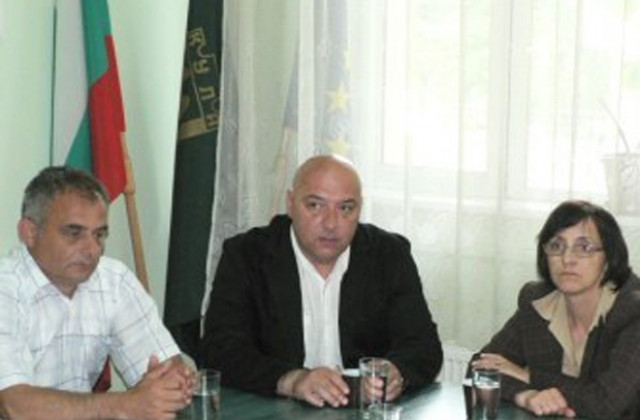 Нередовното снадяване с хранителни продукти тормози жители на кулско