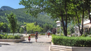 Мерят боксьорите пред хотел Хемус