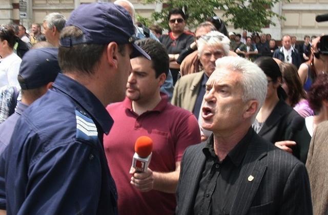 Атака няма да влиза в коалиция за кметските избори