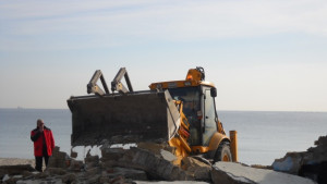 Строителният контрол бута 30 строежа във Варненско