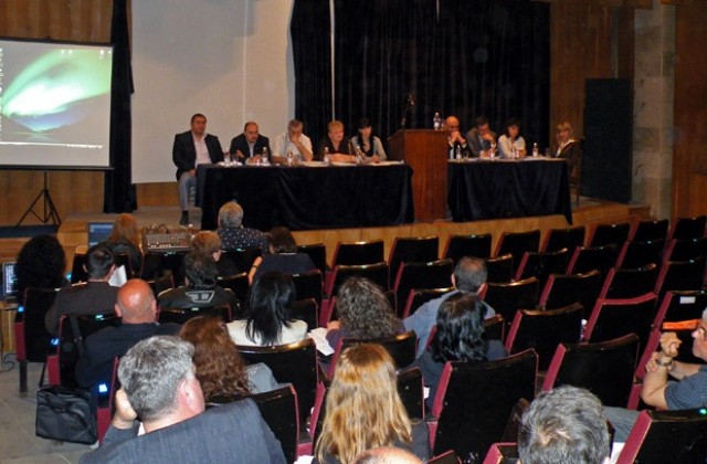 2 в 1: Редовно и извънредно заседание на Общински съвет - Враца