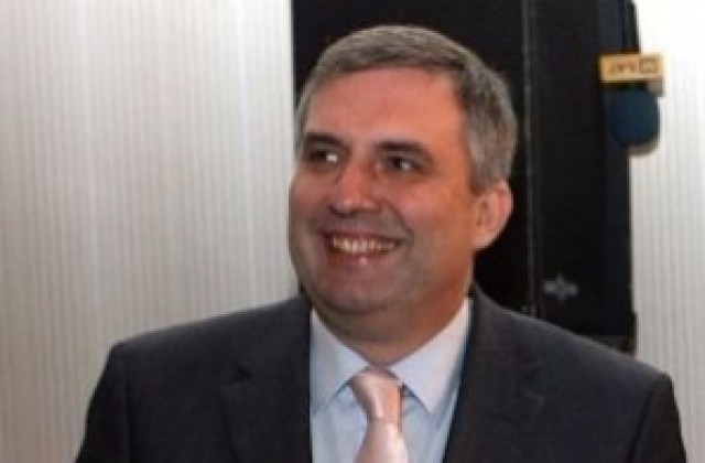 Ивайло Калфин е в номинациите на левицата за кандидат-президент