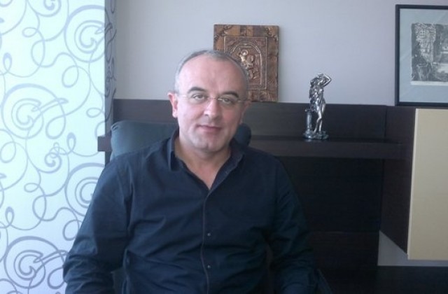 Несрин Узун: Заблуден човек се опитва да разцепи ДПС