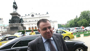 Съдържанието на вода в продукти от пилешко месо ще се