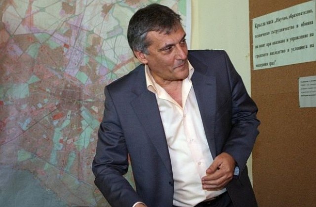 Поставят над 2800 табла за предизборна реклама в София?