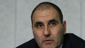 Цветанов се извини за погрешно нахлуване на полицаи в дома