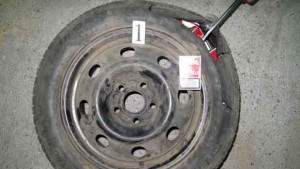 Намериха контрабандни цигари в гумите на автомобили