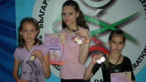 Успех за състезателите на VDANCE