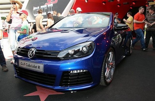 VW показа Golf R Cabriоlet на тунинг фестивала във Вьортерзее
