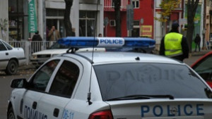 Паркирането и на тротоара е опасно