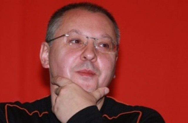 Станишев: Заявката за вот на недоверие кара управляващите да вдигнат минималната заплата