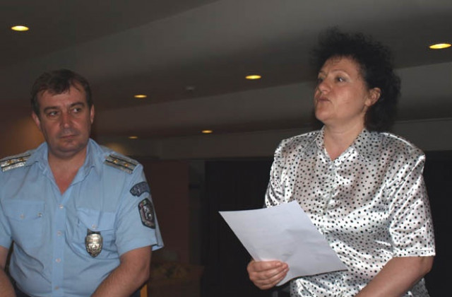 Теди Кацарова журира конкурс, посветен на безопасността на движението