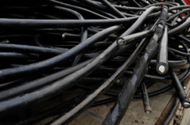 Три села без ток, заради кражби