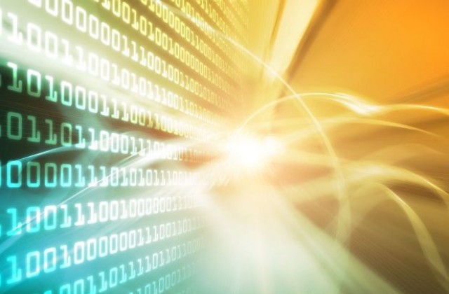 САЩ тайно дублират мрежи за интернет и мобилни телефони