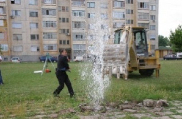 Започна реконструкция на междублоковото пространство в новозагорския квартал „Загоре