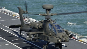 Комерсант Русия купува от Франция четири вертолетоносача от типа Мистрал