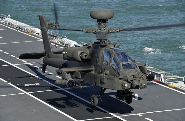 Комерсант: Русия купува от Франция четири вертолетоносача от типа Мистрал