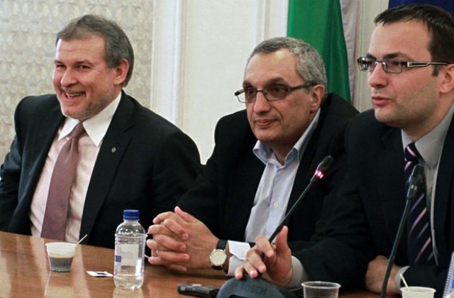 СДС взима персонални мерки в София заради лошия резултат на първичния вот?