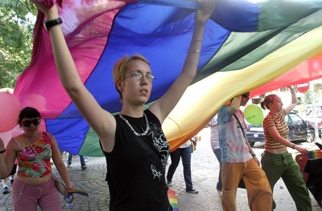 Гей парад по улиците на София