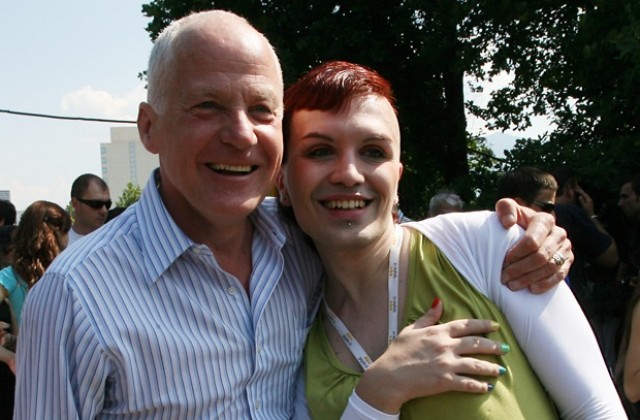 Гей парадът в София - малко участници, много полиция