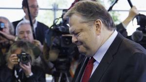 Гърция обещава да намали дефицита