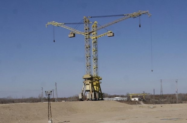 София не се бои от съдебен иск или глоба заради замразяването на АЕЦ Белене