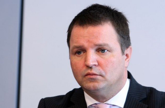 Проверяват автобусите в страната в следващите два-три месеца
