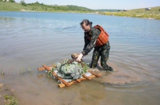 Страж 2011 се обучава край Беляковец