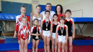Клубът по спортна акробатика Младост шампион на България