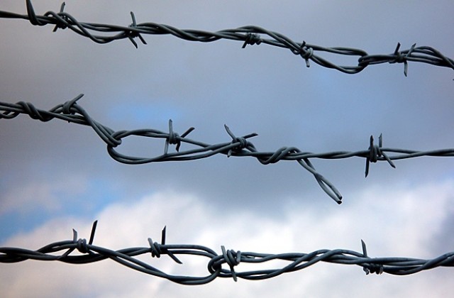 Избягал от затвора изнасилвач хванат след година