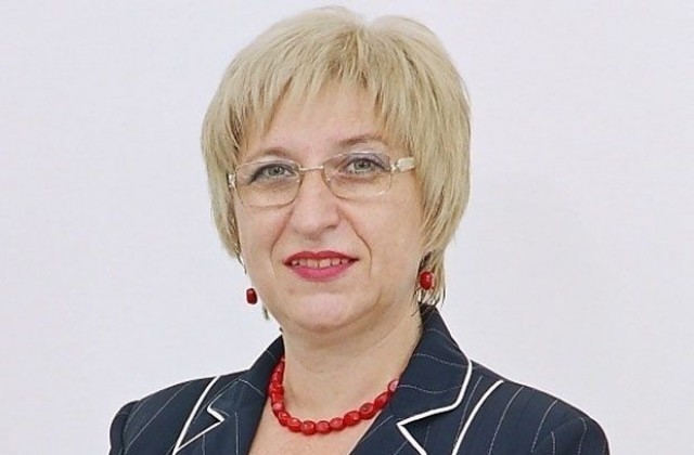 ГЕРБ кани Цецка Цачева край Дунава