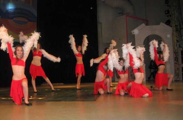 Врачански балет с призови места от фестивал