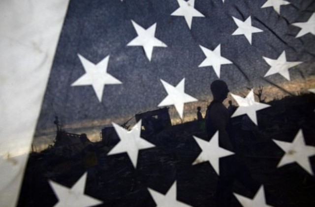 Програмата за студентски визи: нови правила, същите проблеми