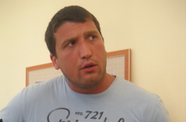 Волен Пасков: Ако детето е посегнало към амфетамини, бягайте от България