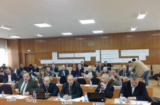 Не промениха върнато от губернатора решение за продажба на улична отсечка