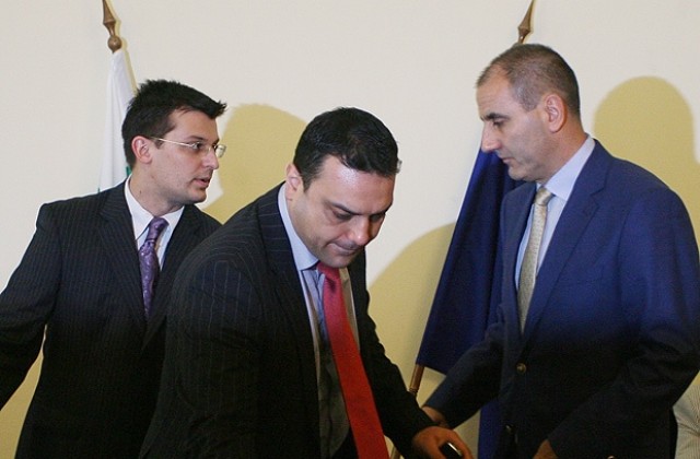 Подготвят прелицензиране на автобусни превозвачи