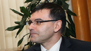 Минималната заплата ще се увеличи на 270 лв от 1