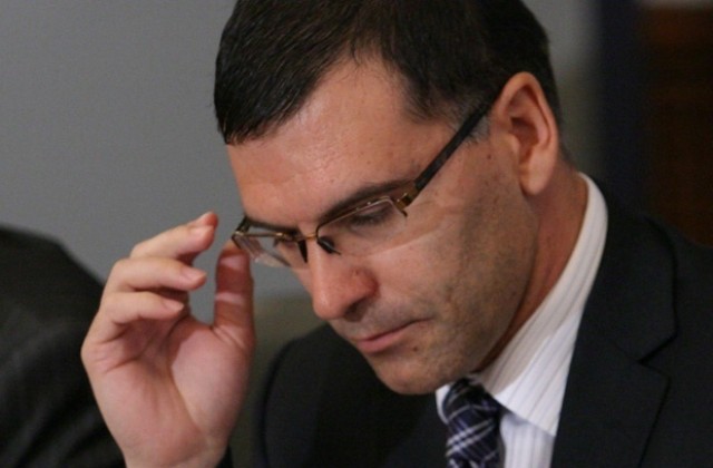 Вицепремиерът Дянков инспектира НАП-Варна