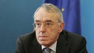 Минималната работна заплата е отживелица според шефа на КРИБ