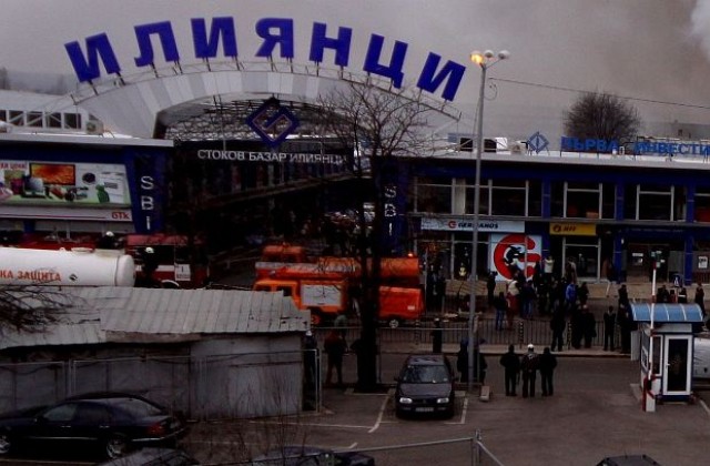 Предотвратиха незаконна търговия със стоки фалшификати