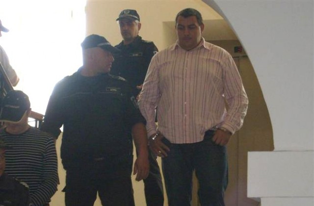 Служебни адвокати поемат защитата на Килърите