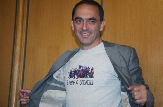 Темата за изрисувания паметник неправилно се неглижира според Мартин Заимов