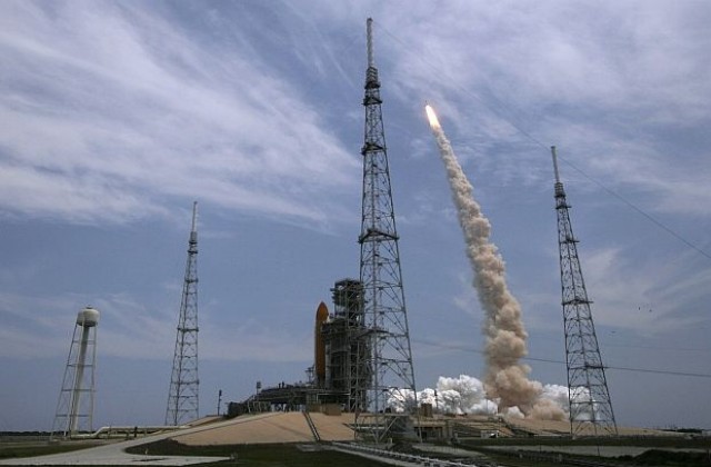 НАСА потвърди, че последният полет на совалката Атлантис ще бъде на 8 юли