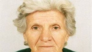 Издирват 77 годишна жена