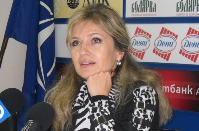 Мадлен Алгафари се застъпва за наши танцьори