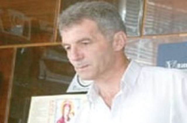 Камен Арсов отстъпва властта в Трекляно, БСП преговаря с Милети Орешарски за Бобов дол