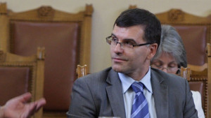 Пестим милиони при провеждане на избори 2 в 1