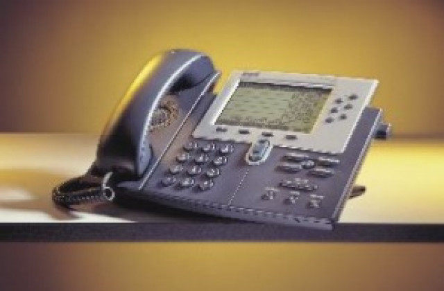 Мъж от Красен даде близо 5000 лева на телефонни измамници