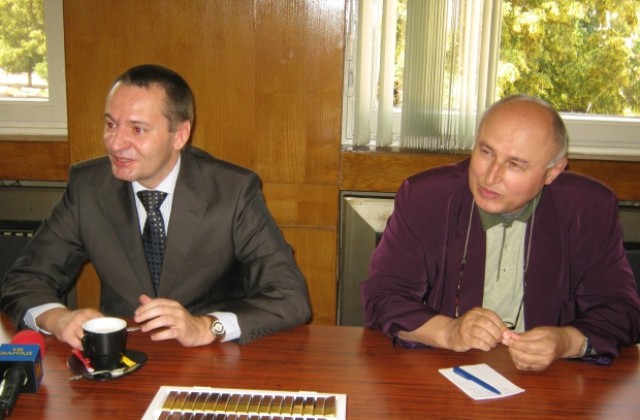 Румънският посланик проучва Дупница за съвместни проекти