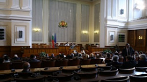 Депутатите обсъждат Закона за етажна собственост